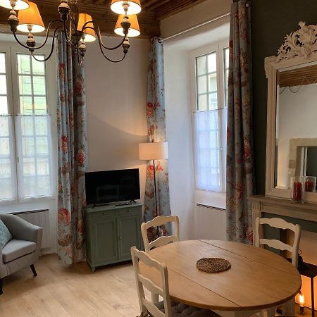 Appartement De Charme Dans Le Coeur Historique D'Uzès Kültér fotó