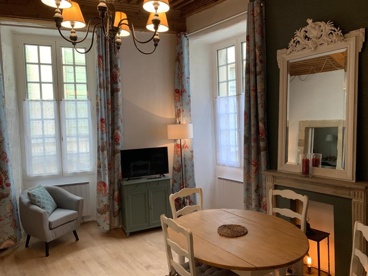 Appartement De Charme Dans Le Coeur Historique D'Uzès Kültér fotó
