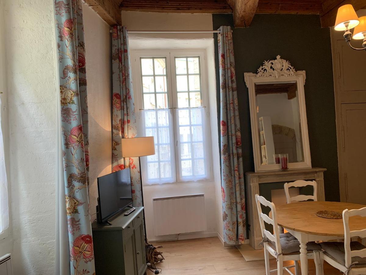 Appartement De Charme Dans Le Coeur Historique D'Uzès Kültér fotó