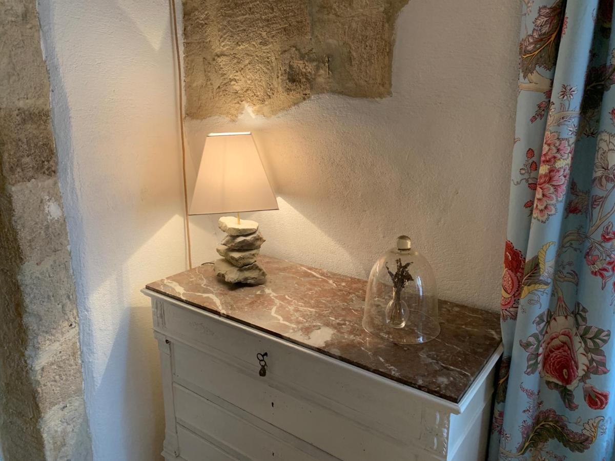 Appartement De Charme Dans Le Coeur Historique D'Uzès Kültér fotó